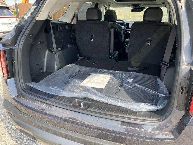 new 2025 Kia Sorento car, priced at $43,339