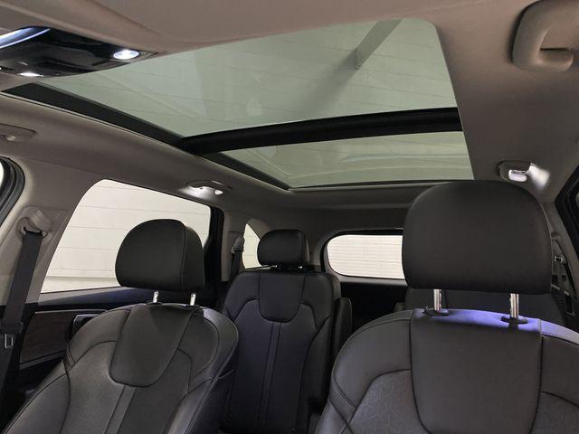 used 2022 Kia Sorento car, priced at $28,333