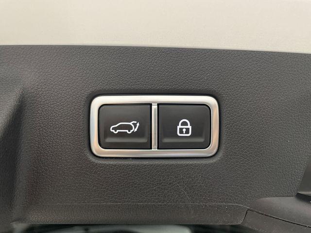 used 2023 Kia Sorento car, priced at $29,880