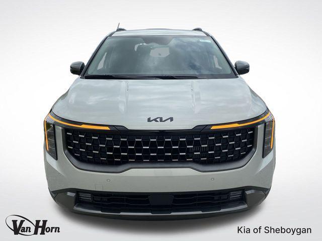 new 2025 Kia Carnival Hybrid car, priced at $56,066