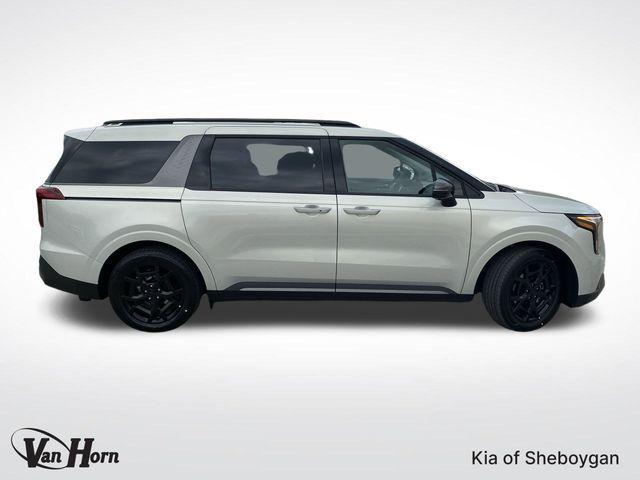 new 2025 Kia Carnival Hybrid car, priced at $56,066