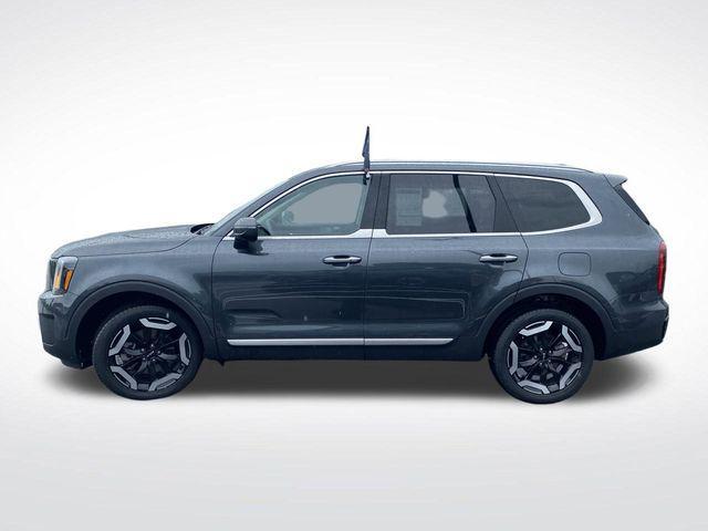 used 2024 Kia Telluride car, priced at $35,093