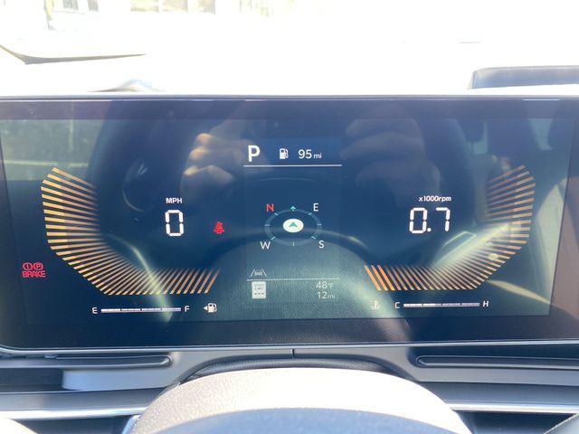 new 2025 Kia Carnival car, priced at $36,756