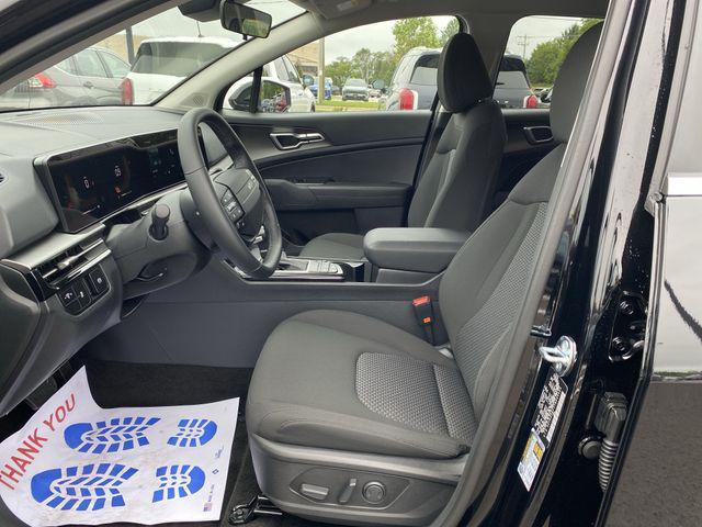 new 2026 Kia Sportage car, priced at $32,602