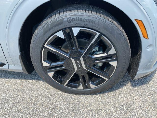 new 2025 Kia EV6 car, priced at $56,658