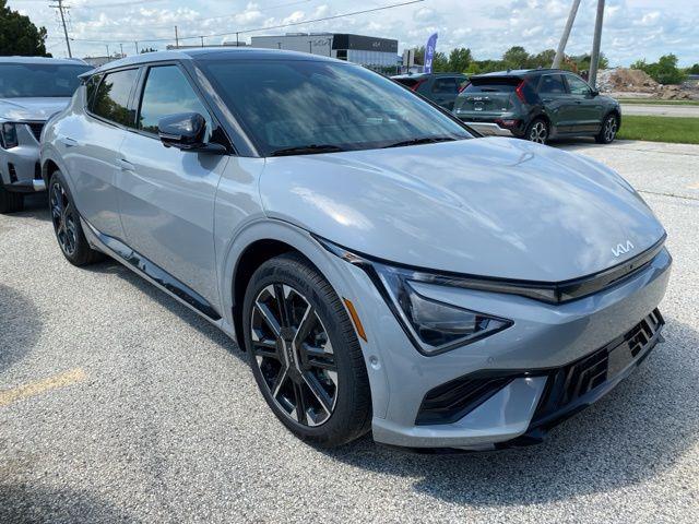 new 2025 Kia EV6 car, priced at $56,658