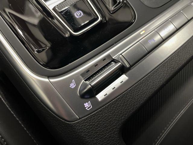 used 2025 Kia Carnival Hybrid car, priced at $42,354