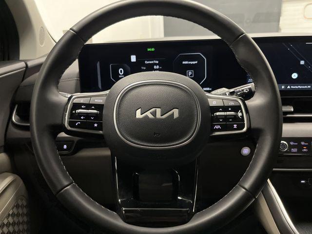 used 2025 Kia Carnival Hybrid car, priced at $42,354