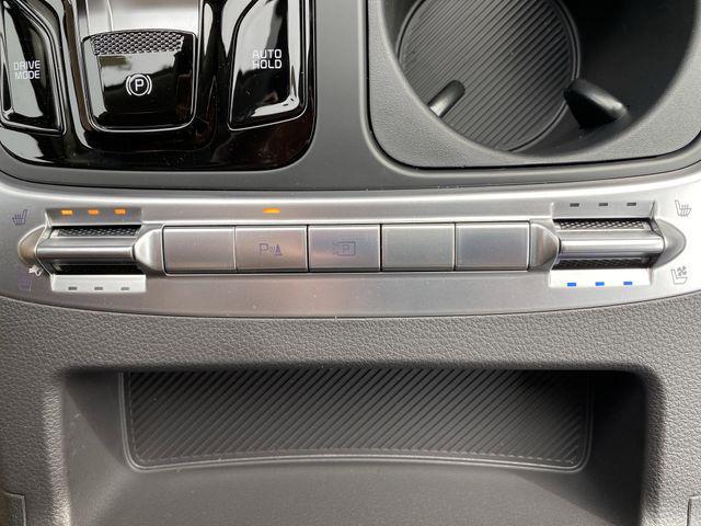 new 2026 Kia Carnival car, priced at $45,947