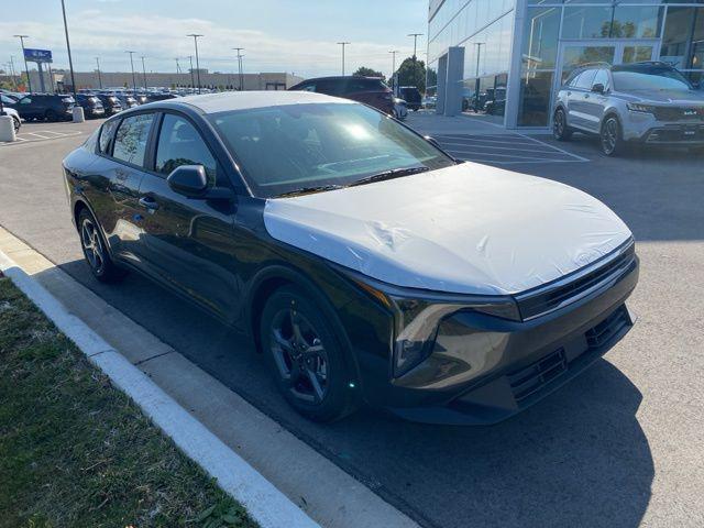new 2025 Kia K4 car, priced at $22,957