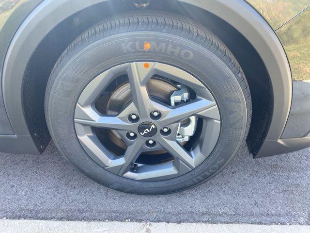 new 2025 Kia K4 car, priced at $22,957