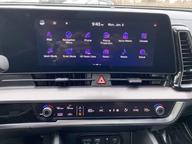 new 2025 Kia Sportage car, priced at $37,155