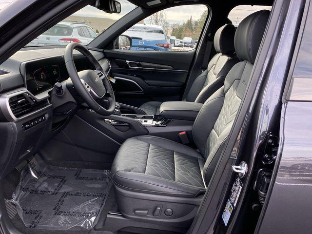 new 2025 Kia Telluride car, priced at $45,975