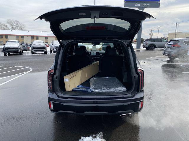 new 2025 Kia Telluride car, priced at $45,975