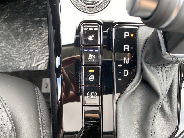new 2025 Kia Niro car, priced at $32,832
