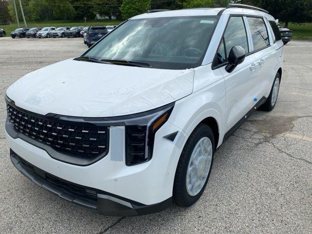 new 2025 Kia Carnival Hybrid car, priced at $57,129