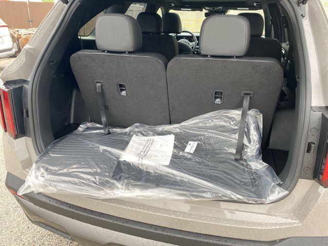 new 2025 Kia Sorento car, priced at $46,282