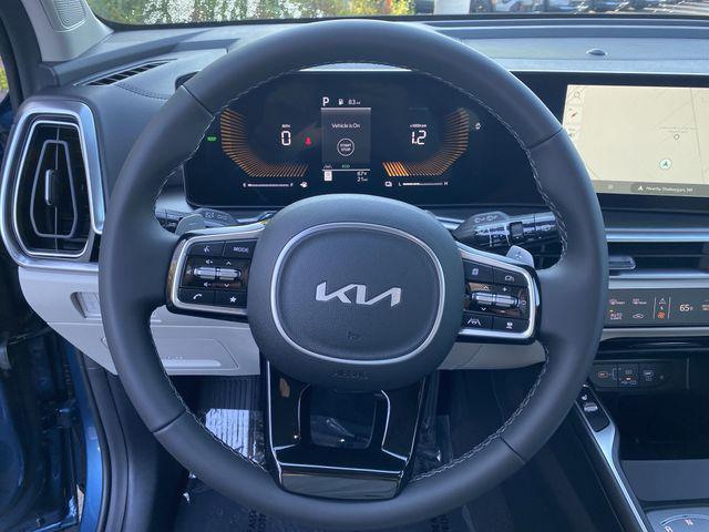 new 2025 Kia Sorento Hybrid car, priced at $40,547