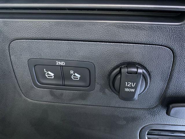 new 2025 Kia Sorento Hybrid car, priced at $40,547