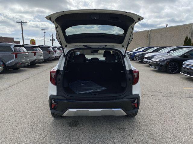 new 2025 Kia Seltos car, priced at $27,523