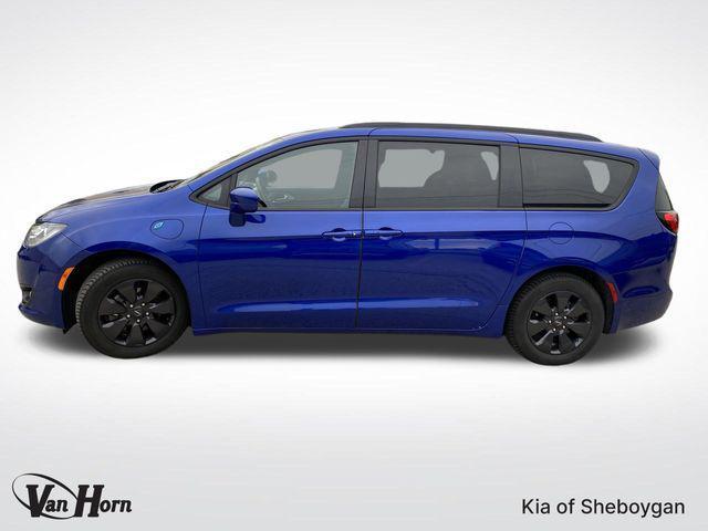 used 2020 Chrysler Pacifica Hybrid car, priced at $24,223