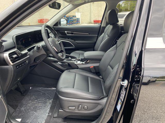 new 2025 Kia Telluride car, priced at $43,117