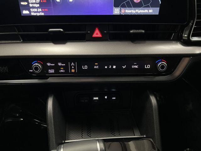 used 2025 Kia Sportage car, priced at $32,885