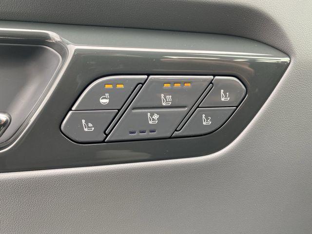 new 2026 Kia EV9 car, priced at $62,533