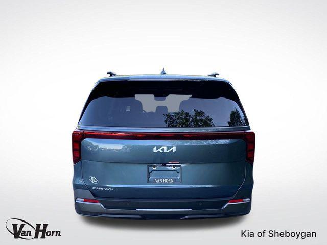 new 2025 Kia Carnival car, priced at $46,654