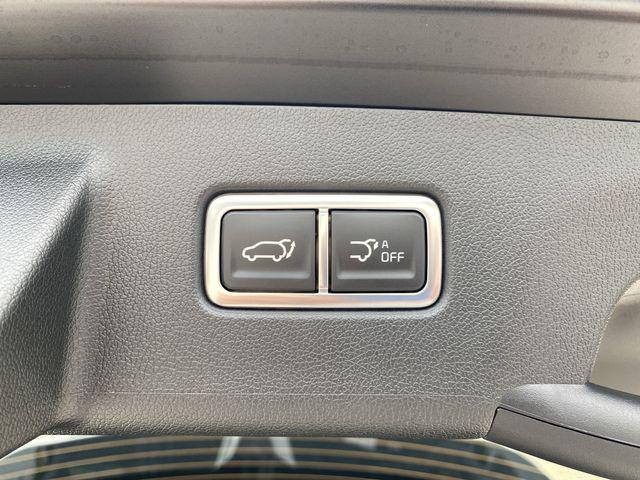 new 2025 Kia Sorento car, priced at $45,629
