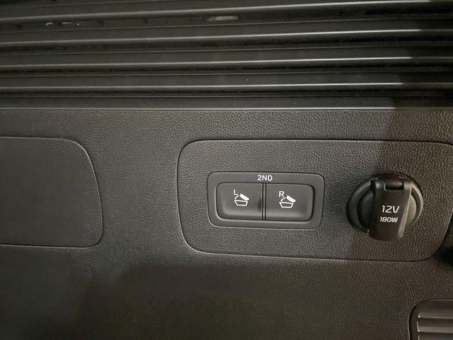 used 2024 Kia Sorento car, priced at $30,632