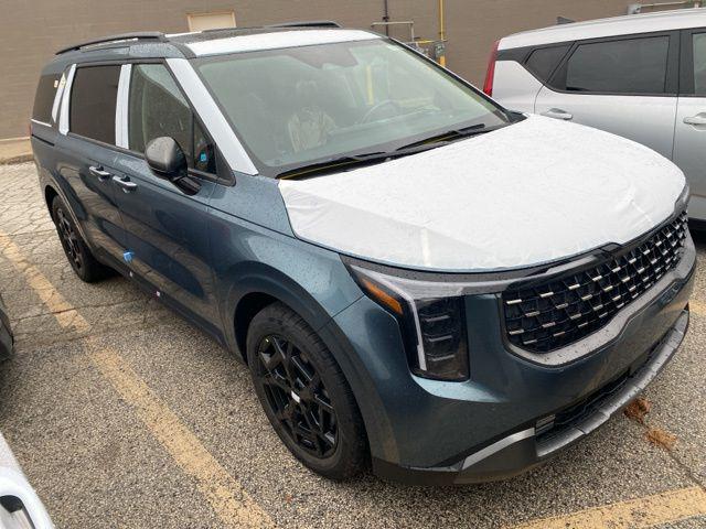 new 2026 Kia Carnival Hybrid car, priced at $53,150