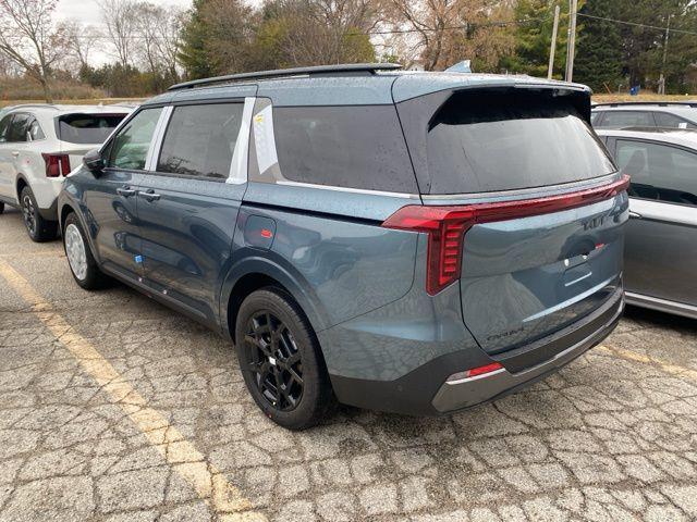 new 2026 Kia Carnival Hybrid car, priced at $53,150