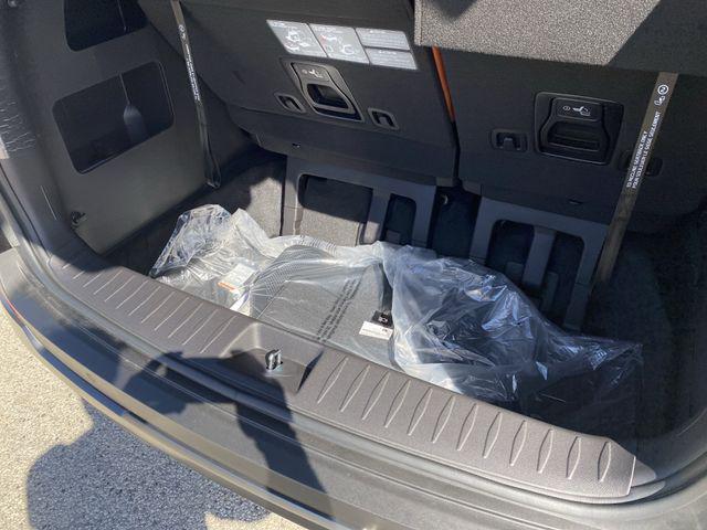 new 2025 Kia Carnival car, priced at $50,241