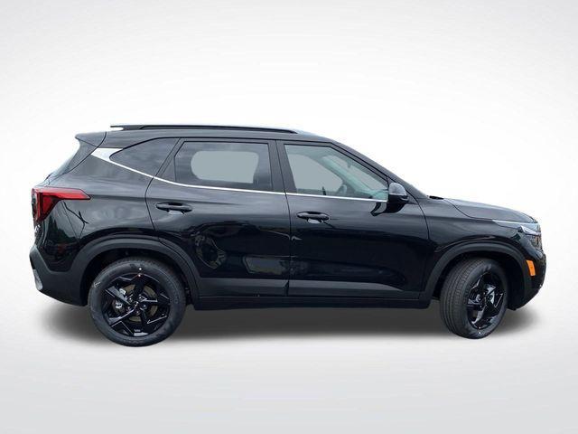 new 2026 Kia Seltos car, priced at $31,056