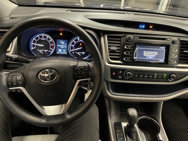 used 2015 Toyota Highlander car, priced at $16,190