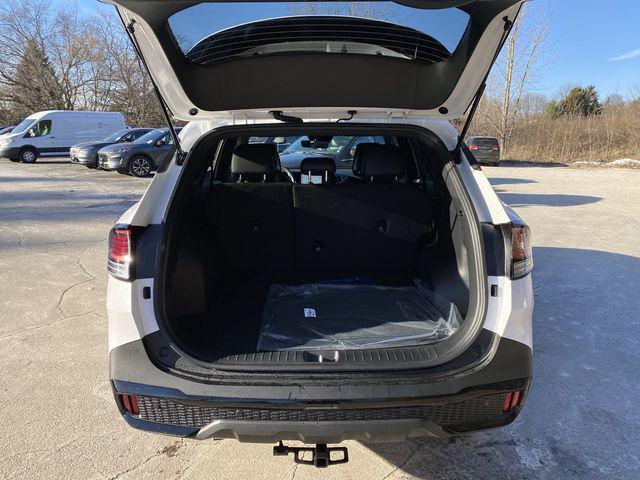 new 2025 Kia Sportage car, priced at $32,880