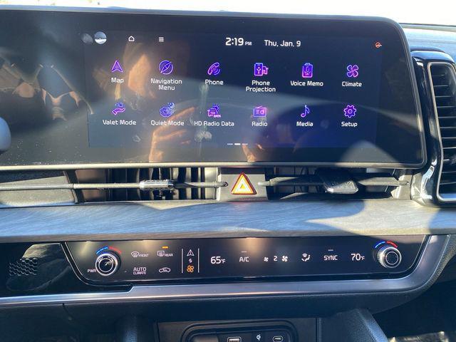 new 2025 Kia Sportage car, priced at $32,880