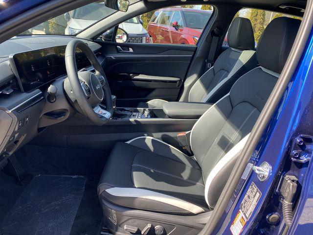 new 2025 Kia K5 car, priced at $31,658