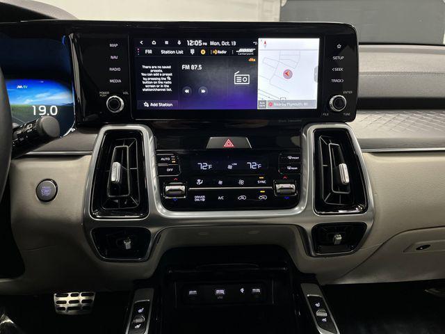 used 2023 Kia Sorento Hybrid car, priced at $31,930