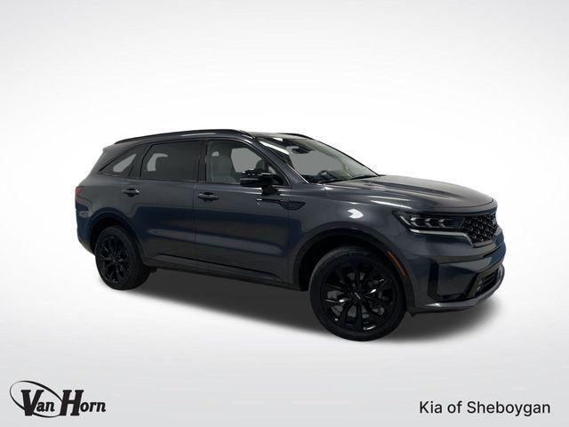used 2022 Kia Sorento car, priced at $25,576