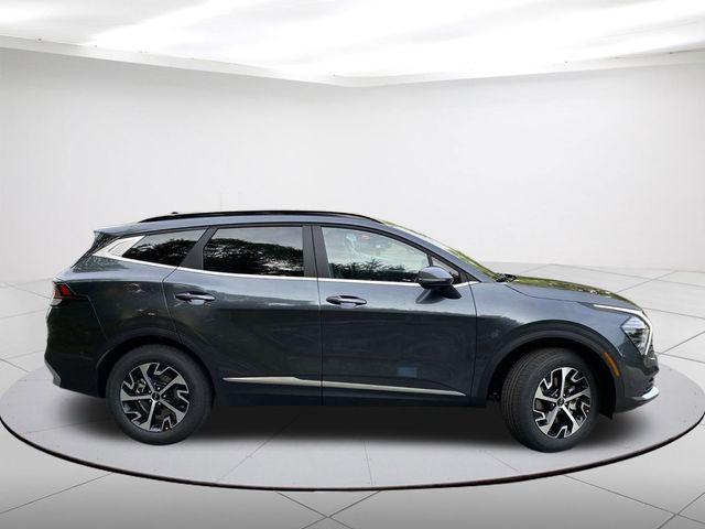 new 2025 Kia Sportage car, priced at $33,499