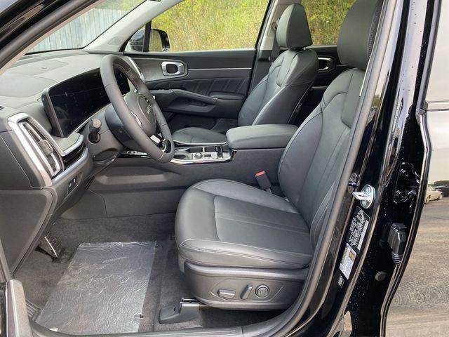 new 2025 Kia Sorento car, priced at $43,061