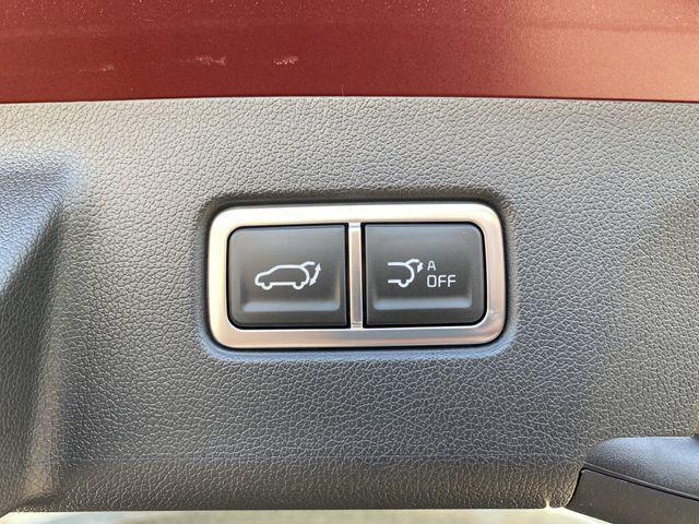 new 2025 Kia Sorento car, priced at $44,222