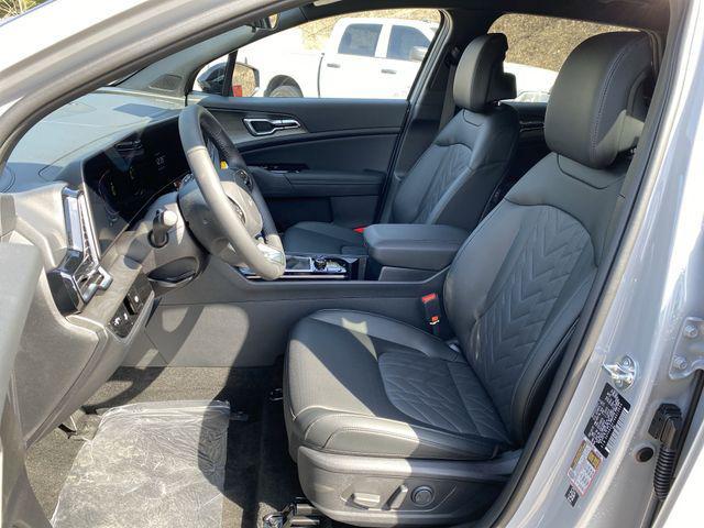 new 2025 Kia Sportage car, priced at $33,437