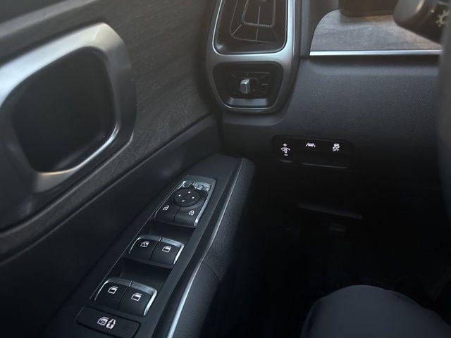used 2022 Kia Sorento car, priced at $26,000