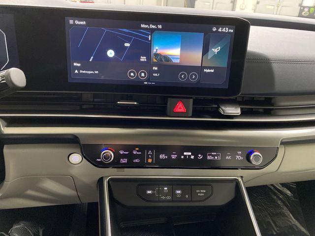 new 2025 Kia Carnival Hybrid car, priced at $55,057