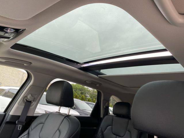 used 2021 Kia Sorento car, priced at $27,393