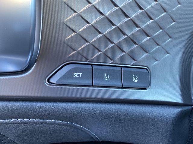 new 2026 Kia Sorento Hybrid car, priced at $46,915