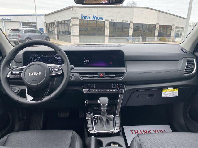 new 2025 Kia Seltos car, priced at $29,515